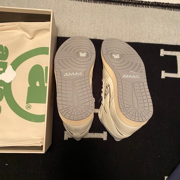 Shoes - Picture 3 of 5